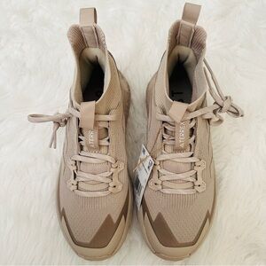 Adidas Terrex Free Hiker 2 Hiking Women's Sz 7 Beige Athletic Shoes IF7120 New